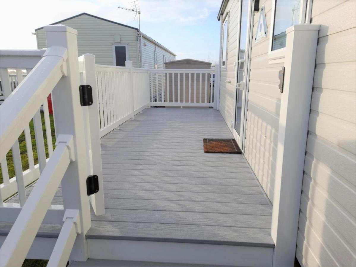 3 Bedroom Modern Caravan Sleeps Up To 8 Millom Εξωτερικό φωτογραφία