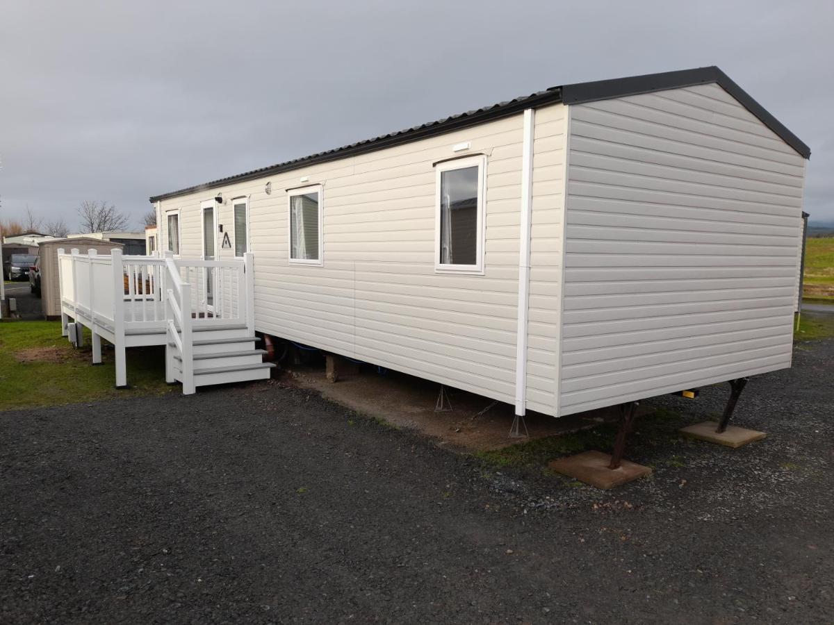 3 Bedroom Modern Caravan Sleeps Up To 8 Millom Εξωτερικό φωτογραφία