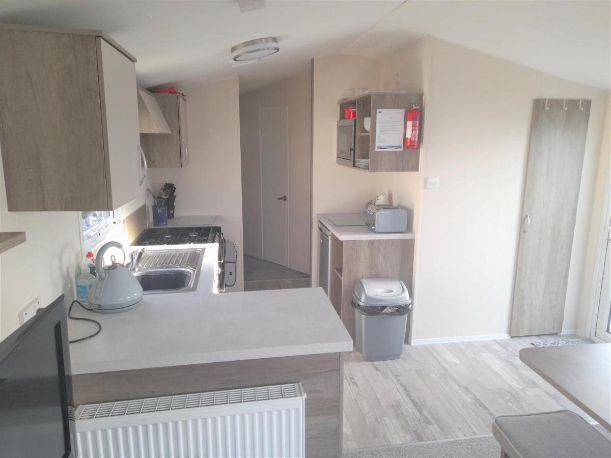 3 Bedroom Modern Caravan Sleeps Up To 8 Millom Εξωτερικό φωτογραφία