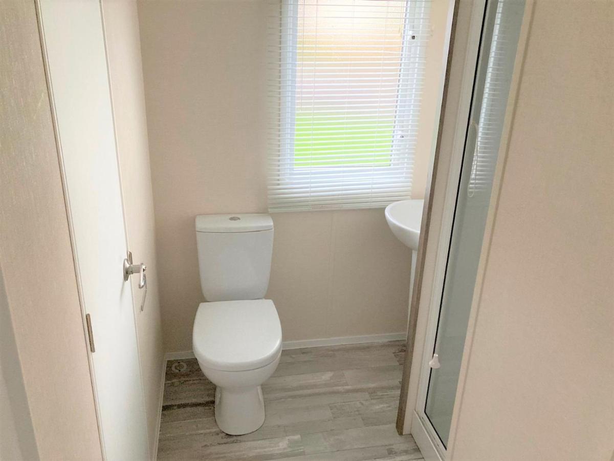 3 Bedroom Modern Caravan Sleeps Up To 8 Millom Εξωτερικό φωτογραφία