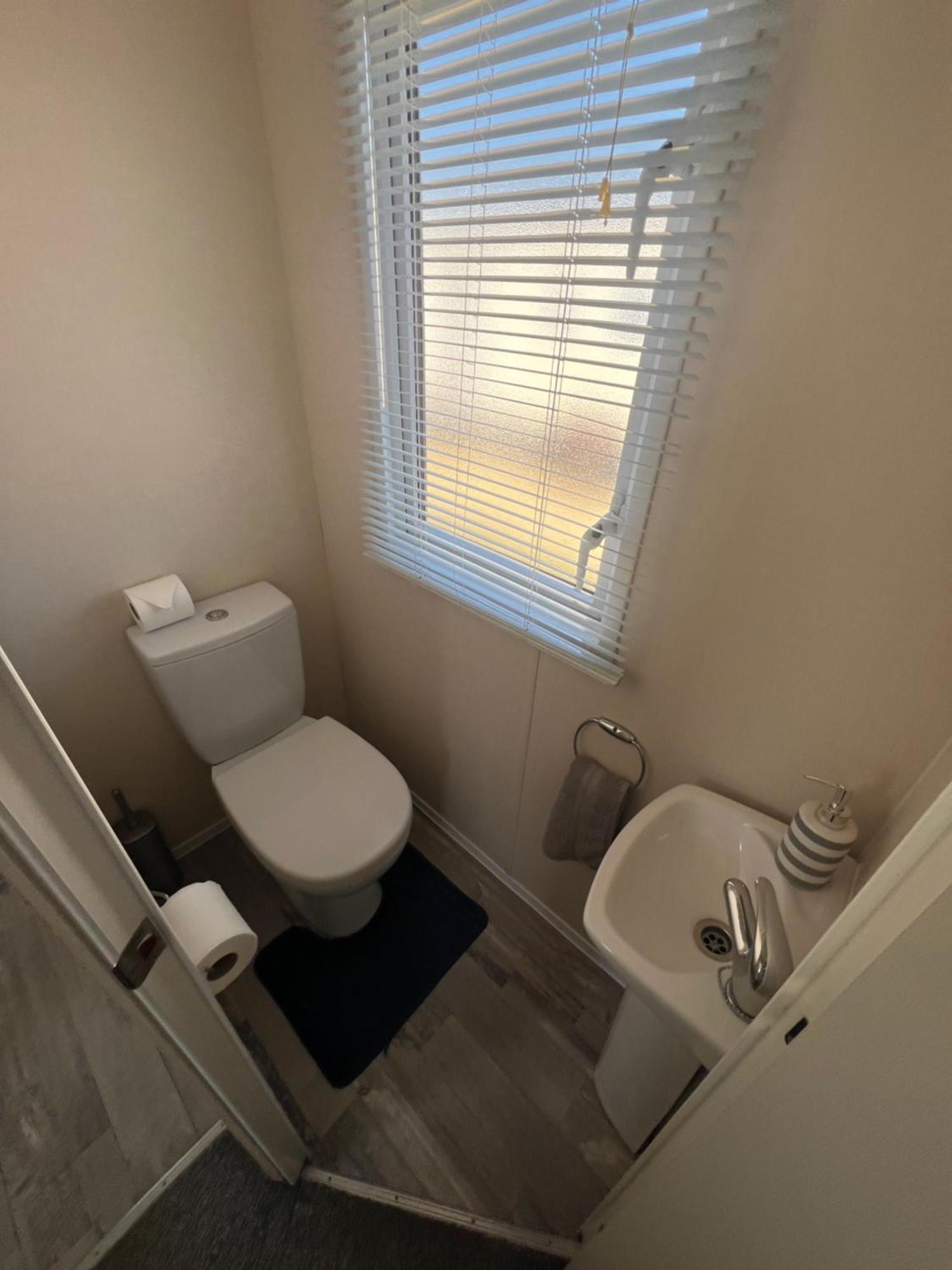 3 Bedroom Modern Caravan Sleeps Up To 8 Millom Εξωτερικό φωτογραφία
